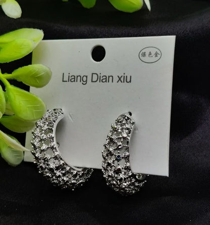 Imported Exquisite Antique-style Crescent Hoop Earrings – Tarnish Free Elegance | Best Quality Earrings For Girls & Women | Luxury Look Earrings (silver)